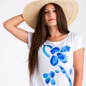 woman-tshirt-3